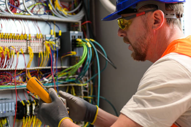Best Affordable Emergency Electrician  in Hamilton, TX